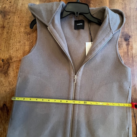 Theory Hooded Zip Vest, Wool with Cashmere, Size Small - NWT - Picture 11 of 16